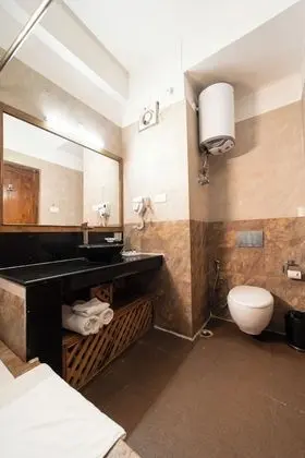 Premium Tek Büyük veya İki Ayrı Yataklı Oda, 1 Çift Kişilik Yatak, Sigara İçilebilir, Dağ Manzaralı