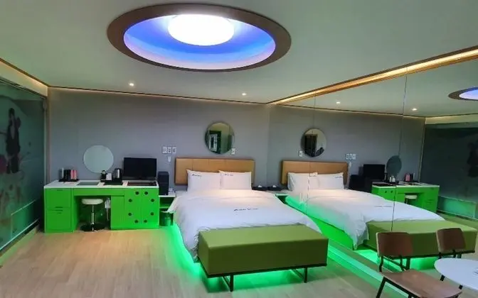 Oda (Special Room)