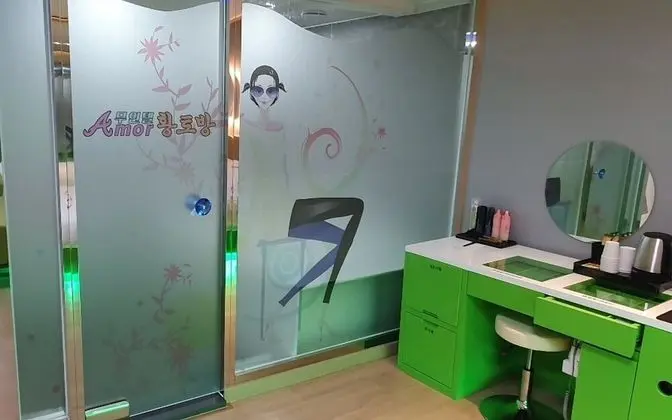 Oda (Special Room)
