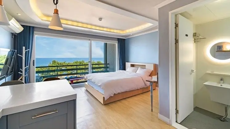 Basic Oda, 1 Yatak Odası (Darjeeling 402 (Ocean View))
