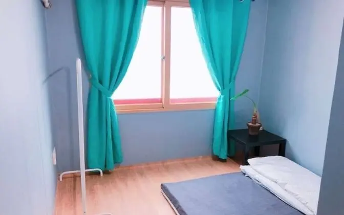 Oda (Mountain View Couple Room)