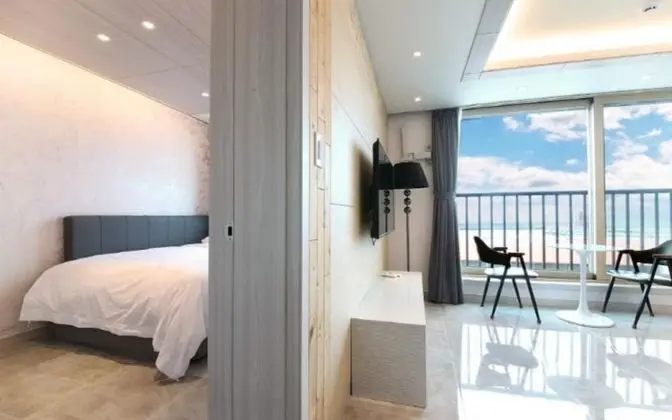 Oda (Room 303 (Ocean View))