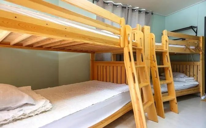 Oda (Yoloha 4-Nam Guesthouse)