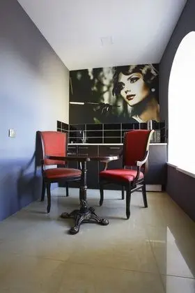 Comfort Stüdyo, Sigara İçilmez