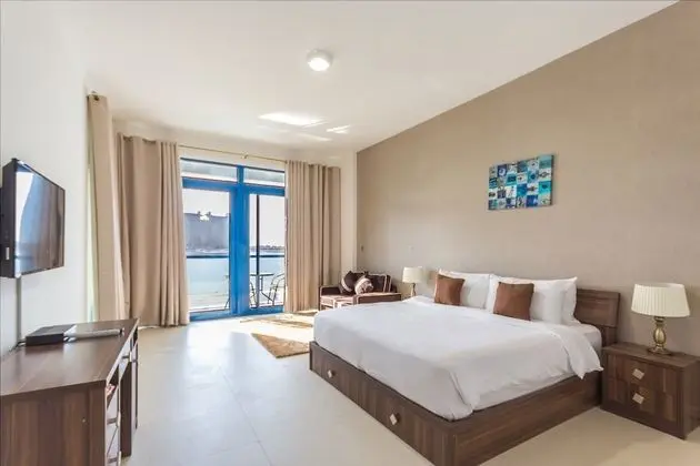 Deluxe Villa, 6 Yatak Odası, Plaj Manzaralı, Denize Sıfır (West- Villa 17)