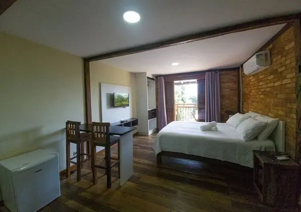 Deluxe Tek Büyük Yataklı Oda, Havuz Manzaralı (Ofurô)