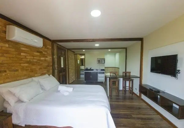 Deluxe Tek Büyük Yataklı Oda, Havuz Manzaralı (Ofurô)