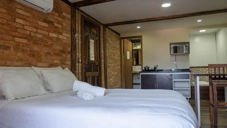 Deluxe Tek Büyük Yataklı Oda, Havuz Manzaralı (Ofurô)