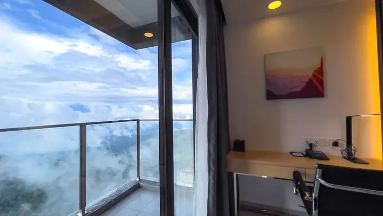 Luxury Süit, 1 Yatak Odası, Balkon, Dağ Manzaralı