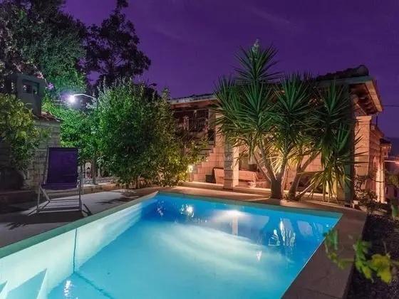 Villa (Three Bedroom Villa with Pool)