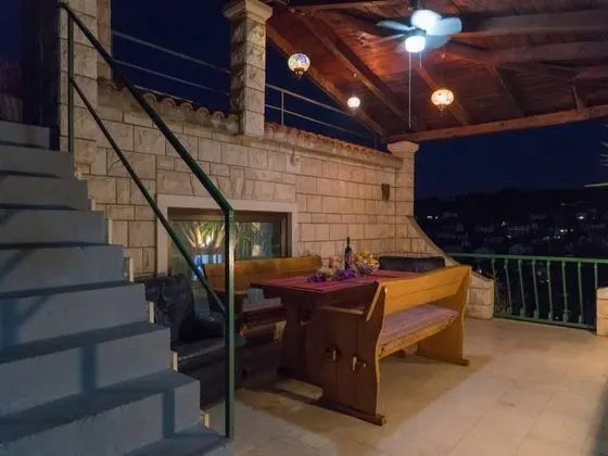 Villa (Three Bedroom Villa with Pool)