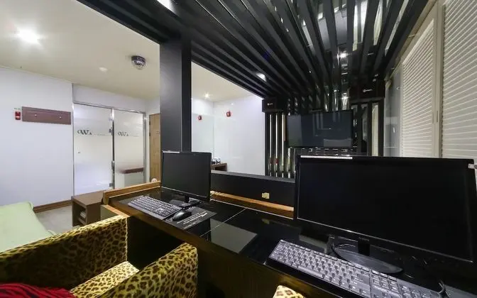 Oda (VIP Karaoke (no more than 2 people ka)