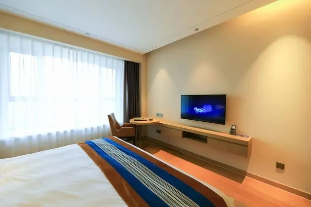 Business Tek Büyük Yataklı Oda