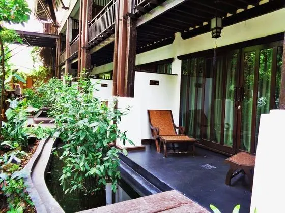 Deluxe King Ground Floor