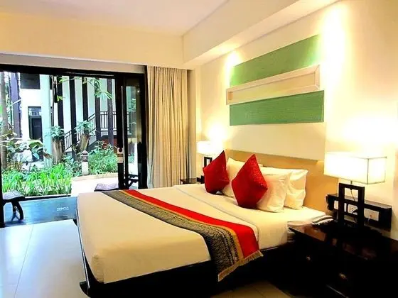 Deluxe King Ground Floor