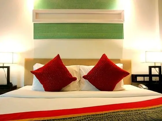 Deluxe King Ground Floor