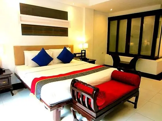 Deluxe King Ground Floor