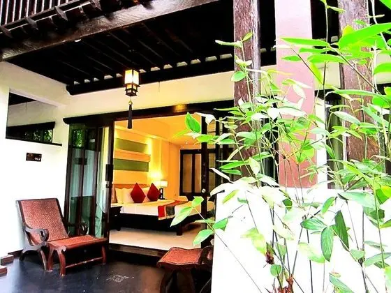 Deluxe King Ground Floor
