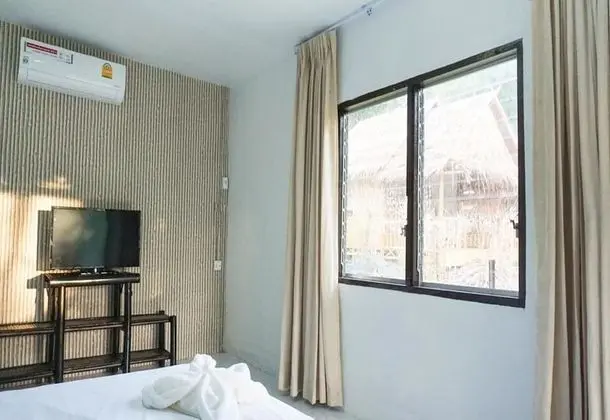 Double Room with Air Condition, Garden View
