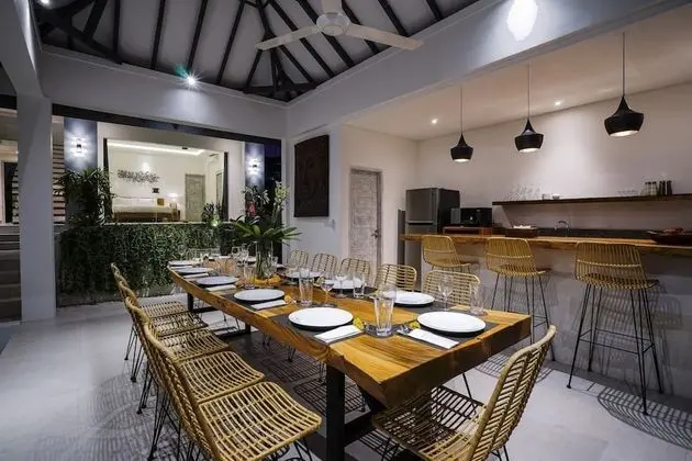Basic Villa, Birden Çok Yatak