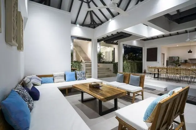 Basic Villa, Birden Çok Yatak