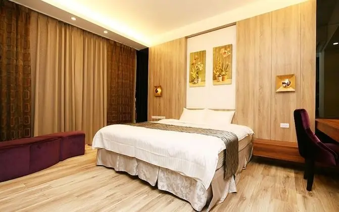 Deluxe Tek Büyük Yataklı Oda
