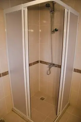 Aile Odası, Havuz Manzaralı