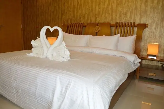 2 Bedroom Family Suite Apartment, City view