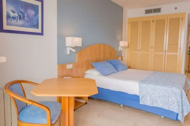 Oda, Teras, Kısmi Deniz Manzaralı (3 Adults)