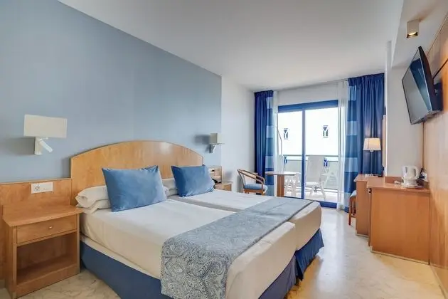 Oda, Teras, Kısmi Deniz Manzaralı (3 Adults)