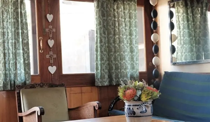 Dört Kişilik Oda (The Cottage)