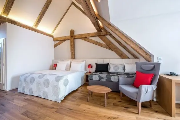 Deluxe Tek Büyük veya İki Ayrı Yataklı Oda