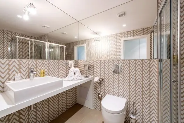 Standard Tek Büyük veya İki Ayrı Yataklı Oda