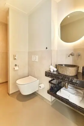 Comfort Tek Büyük Yataklı Oda