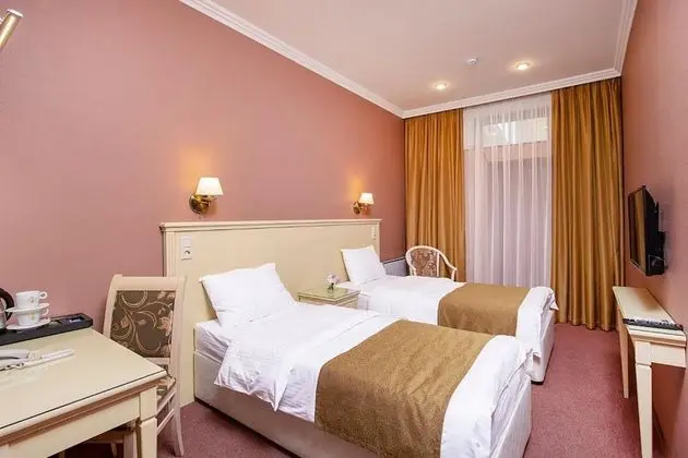 Comfort İki Ayrı Yataklı Oda, 2 Tek Kişilik Yatak, Sigara İçilmez, Avlu Manzaralı