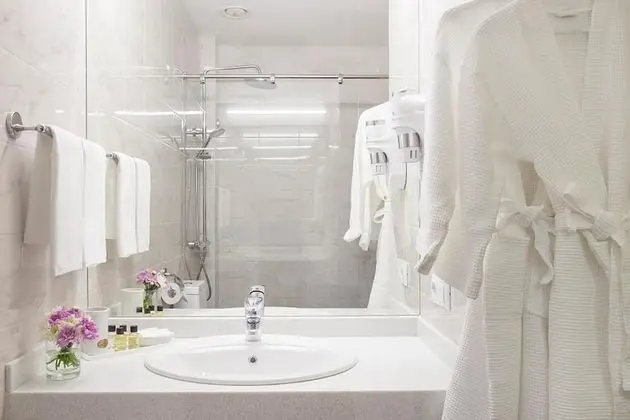Comfort İki Ayrı Yataklı Oda, 2 Tek Kişilik Yatak, Sigara İçilmez, Avlu Manzaralı