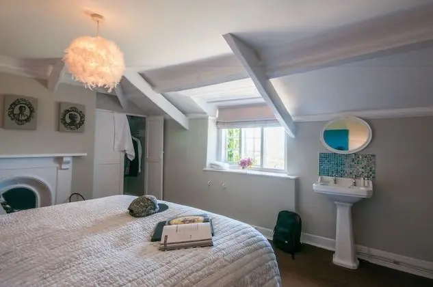 Tek Büyük Yataklı Oda (Wray Valley Room)