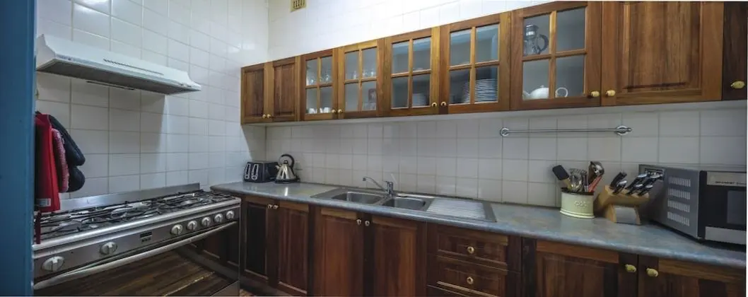Apart Daire, Birden Çok Yatak Odası (1901 East Wing)