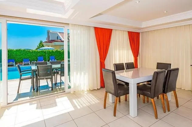 Özel Havuzlu Villa, Dağ veya Havuz Manzaralı, Aileye Özel