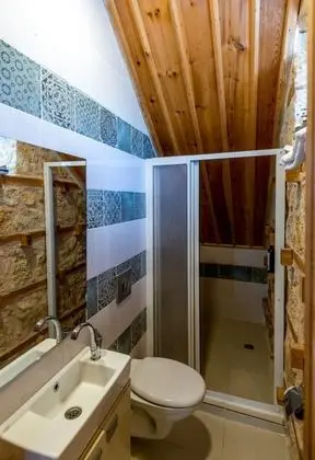 Standart Oda, Kara Manzaralı, Balkonsuz