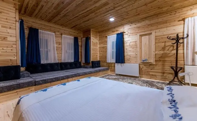 Standart Oda, Kara Manzaralı, Verandalı