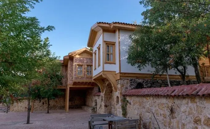 Standart Oda, Kara Manzaralı, Verandalı