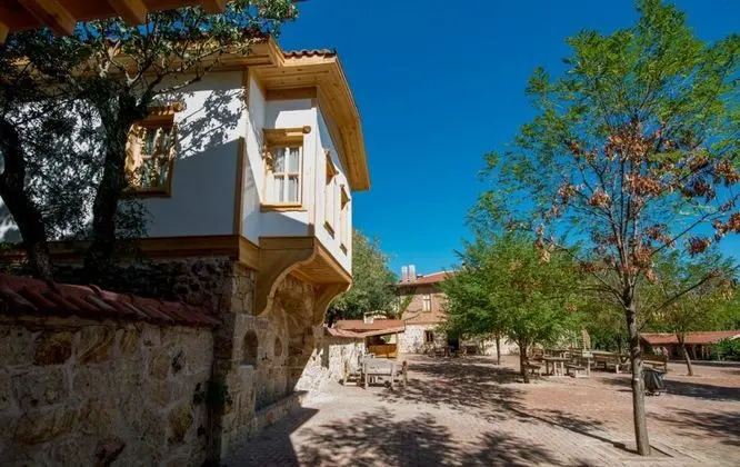 Standart Oda, Kara Manzaralı, Verandalı