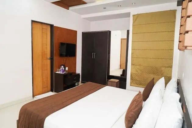 Deluxe Tek Büyük veya İki Ayrı Yataklı Oda