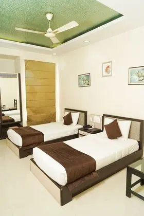 Deluxe Tek Büyük veya İki Ayrı Yataklı Oda