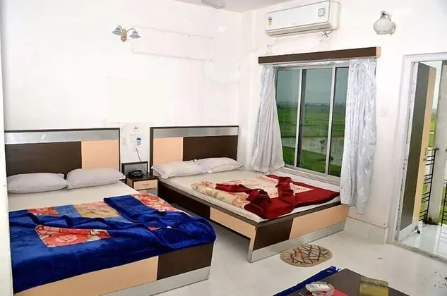 Deluxe Dört Kişilik Oda, 1 Yatak Odası, Sigara İçilebilir, Bahçe Manzaralı