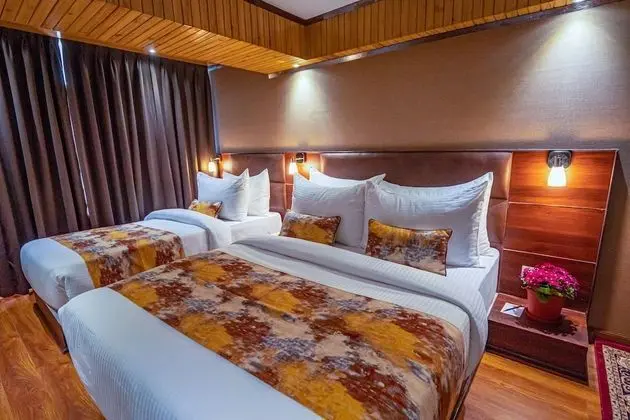 Deluxe Üç Kişilik Oda