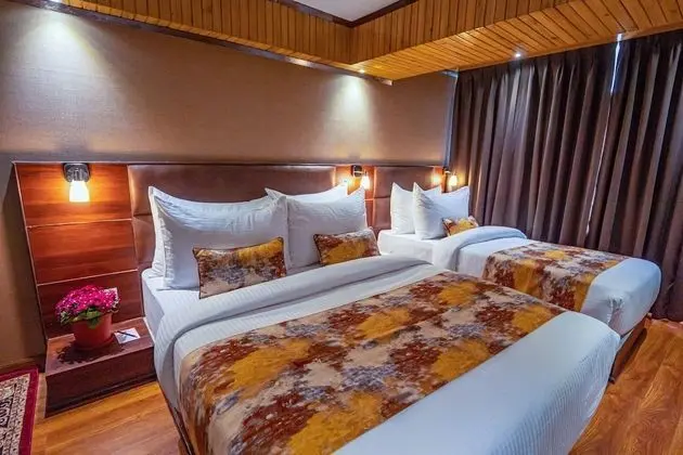 Deluxe Üç Kişilik Oda