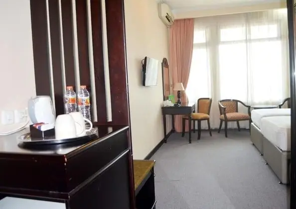 Grand Deluxe Twin Room