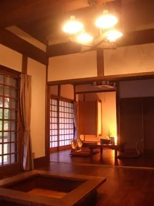 Traditional Villa, Sigara İçilmez (Hidamarinoie)